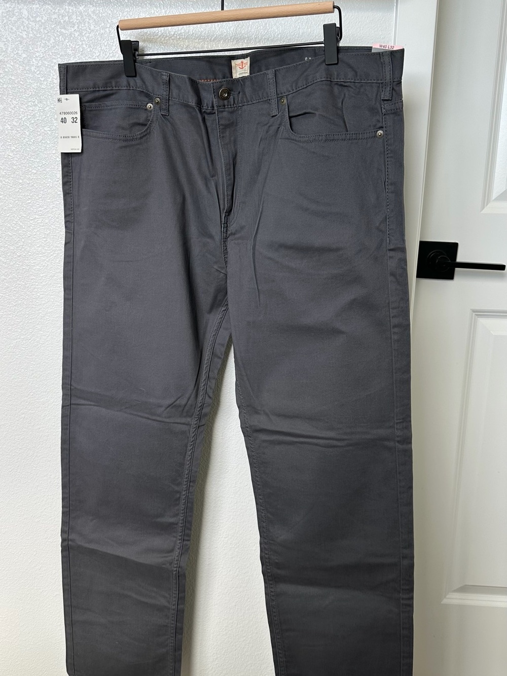Dockers Men's Slim Straight Gray Pants